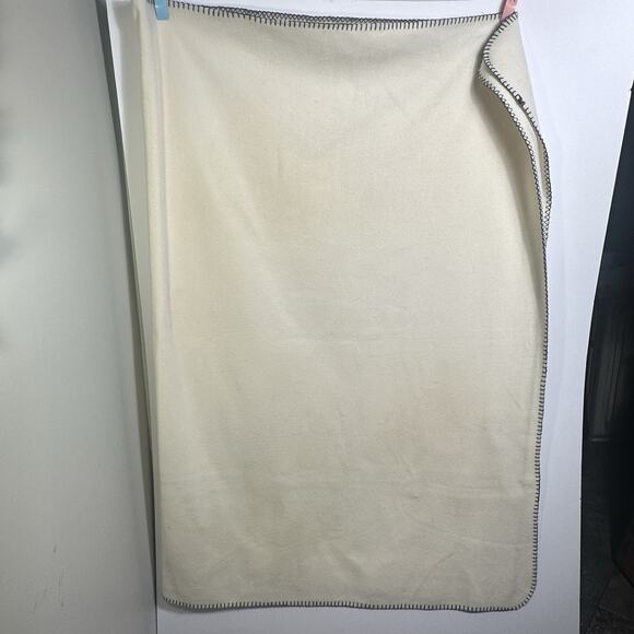 Ralph Lauren RLL Fleece Throw Blanket American Flag Logo Cream White 50x60 USA - Picture 5 of 13